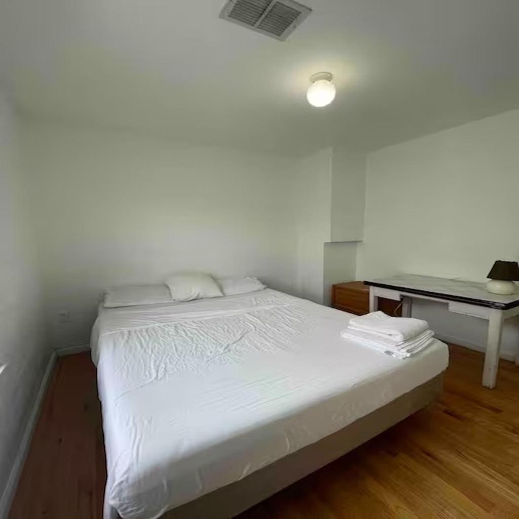 Business & Family Friendly Balcony Jacuzzi Free Park Apartment เจอร์ซีย์ซิตี้ ภายนอก รูปภาพ